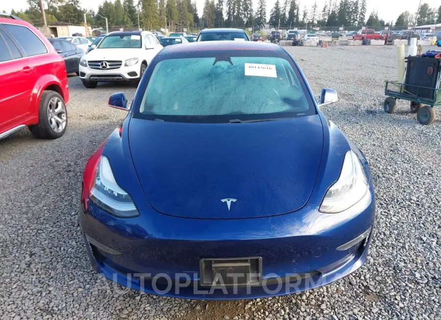 TESLA MODEL 3 2018 vin 5YJ3E1EB0JF105221 from auto auction Iaai