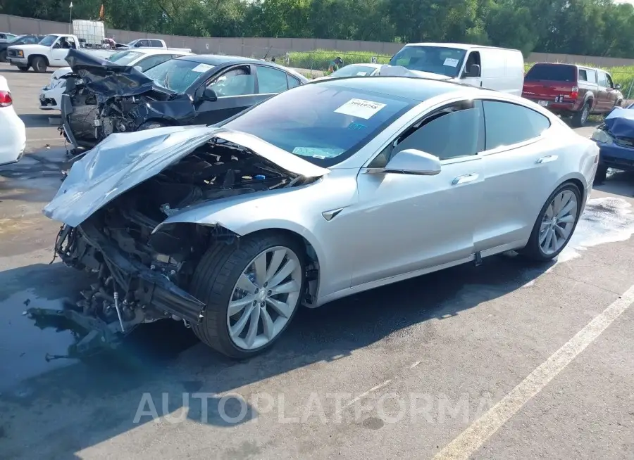 TESLA MODEL S 2018 vin 5YJSA1E24JF256795 from auto auction Iaai