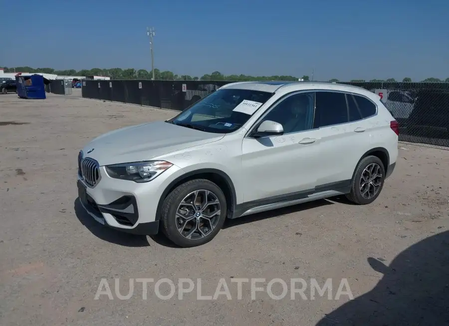 BMW X1 2021 vin WBXJG7C04M5T76880 from auto auction Iaai