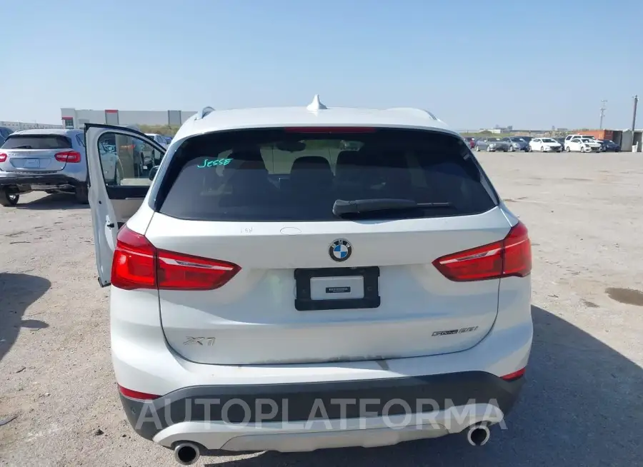 BMW X1 2021 vin WBXJG7C04M5T76880 from auto auction Iaai