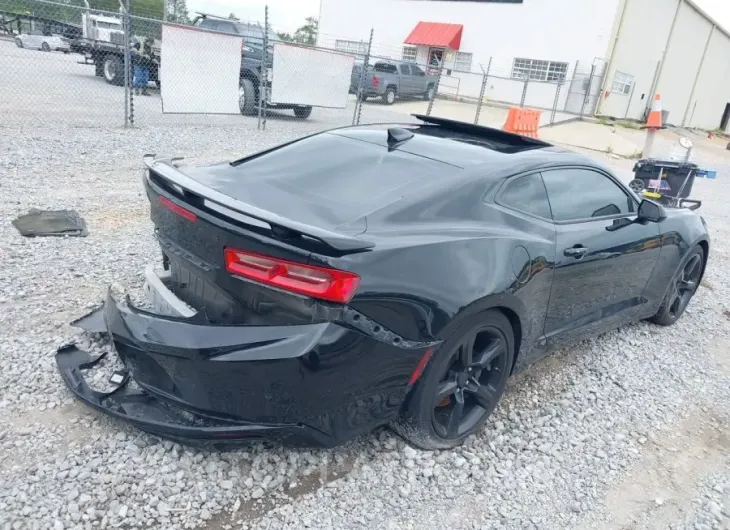 CHEVROLET CAMARO 2017 vin 1G1FH1R70H0134665 from auto auction Iaai