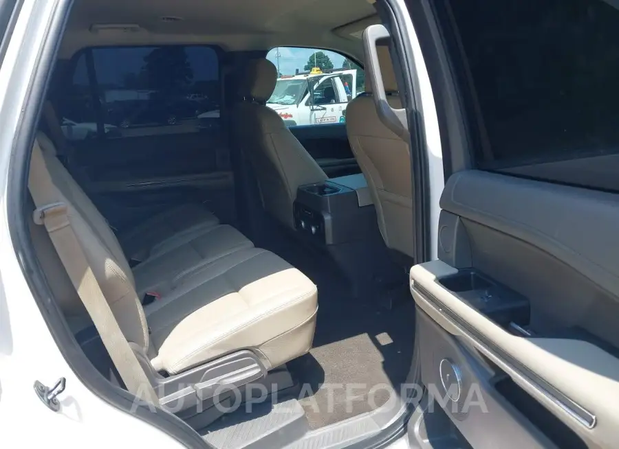 FORD EXPEDITION 2019 vin 1FMJU1HT1KEA85798 from auto auction Iaai