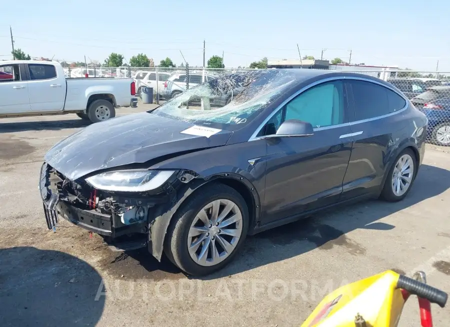 TESLA MODEL X 2017 vin 5YJXCBE27HF046028 from auto auction Iaai