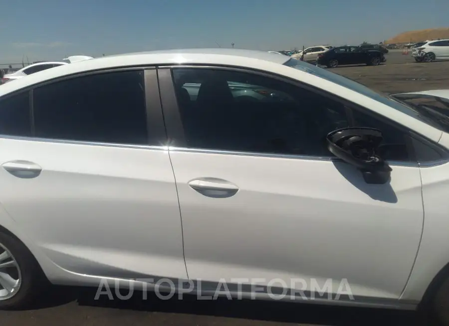 CHEVROLET CRUZE 2017 vin 1G1BE5SM0H7198744 from auto auction Iaai