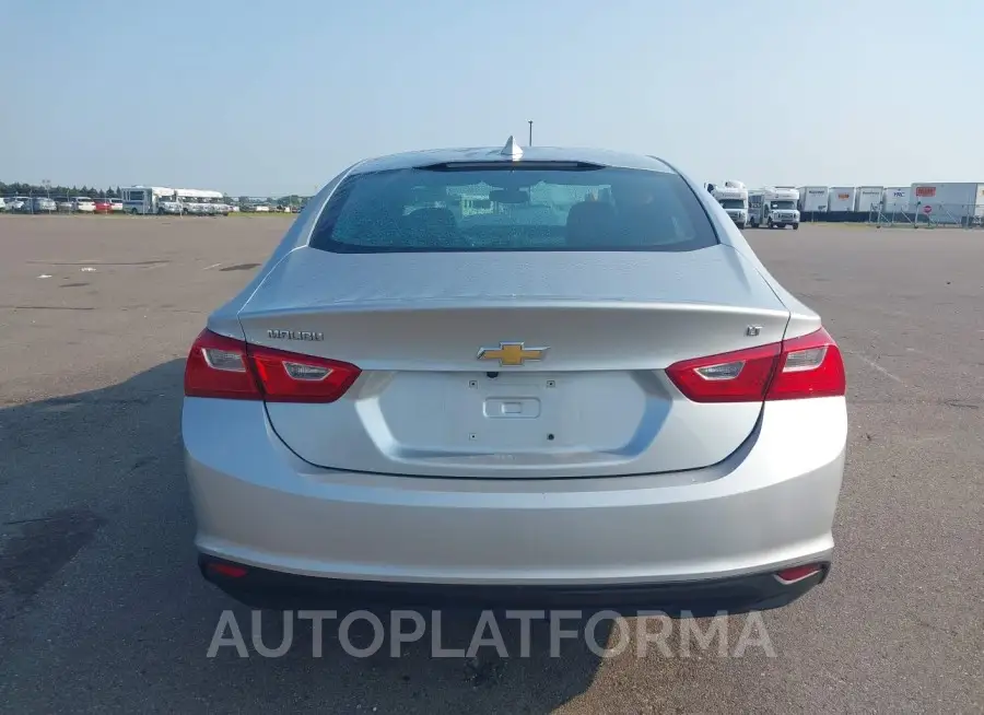 CHEVROLET MALIBU 2018 vin 1G1ZD5ST5JF231516 from auto auction Iaai