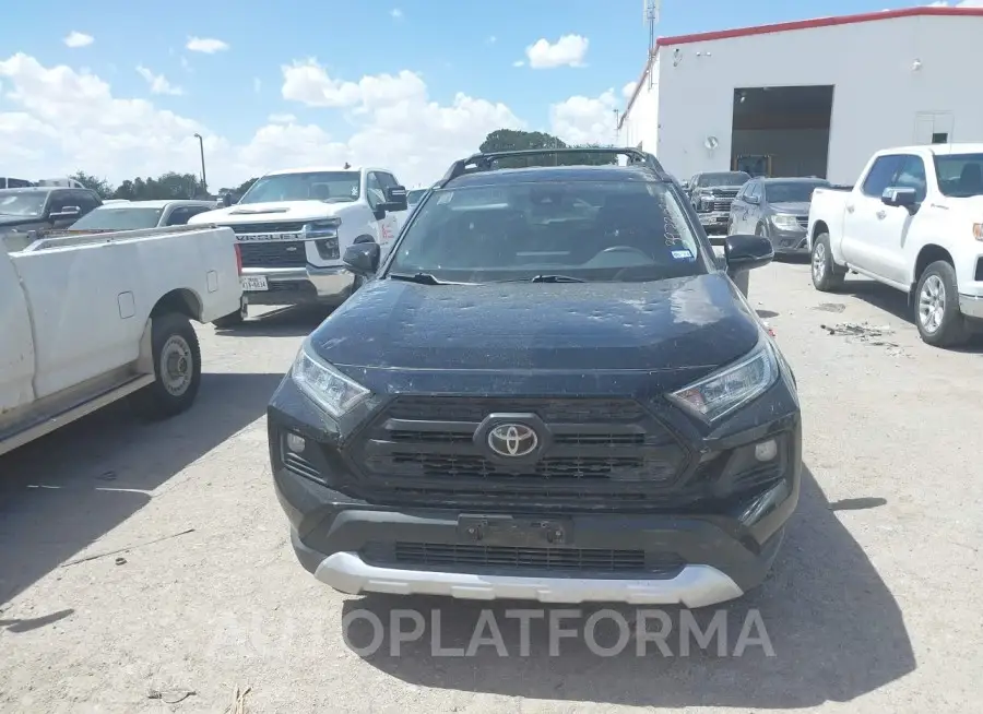 TOYOTA RAV4 2019 vin 2T3J1RFV0KW042997 from auto auction Iaai