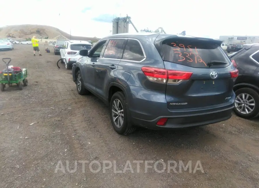 TOYOTA HIGHLANDER 2019 vin 5TDJZRFH1KS739616 from auto auction Iaai