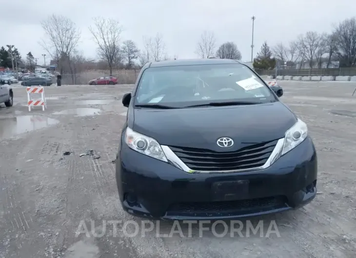 TOYOTA SIENNA 2015 vin 5TDKK3DC3FS652674 from auto auction Iaai