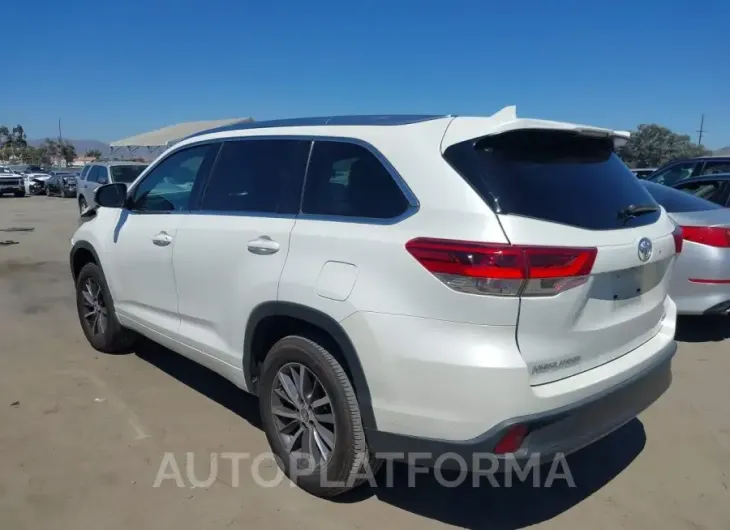 TOYOTA HIGHLANDER 2017 vin 5TDKZRFH7HS521578 from auto auction Iaai