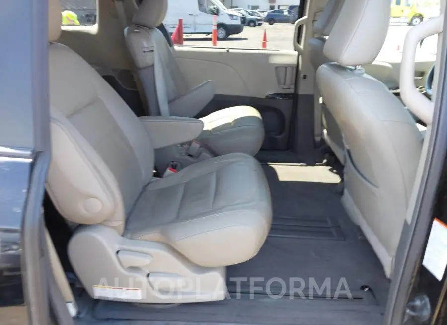 TOYOTA SIENNA 2015 vin 5TDYK3DC3FS558675 from auto auction Iaai