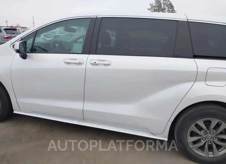 TOYOTA SIENNA 2022 vin 5TDYSKFC7NS060937 from auto auction Iaai