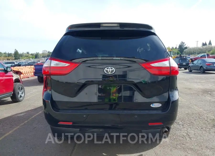 TOYOTA SIENNA 2017 vin 5TDYZ3DC4HS832593 from auto auction Iaai