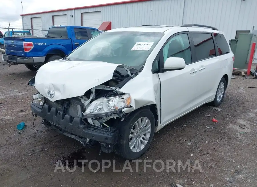 TOYOTA SIENNA 2017 vin 5TDYZ3DC8HS843323 from auto auction Iaai