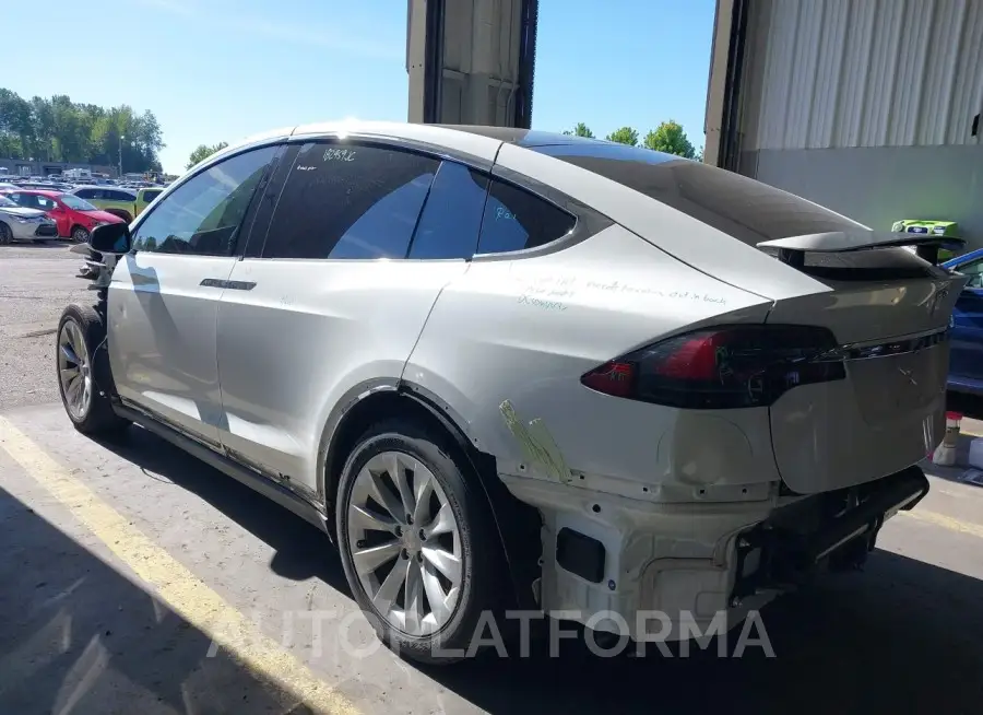 TESLA MODEL X 2020 vin 5YJXCDE21LF304273 from auto auction Iaai