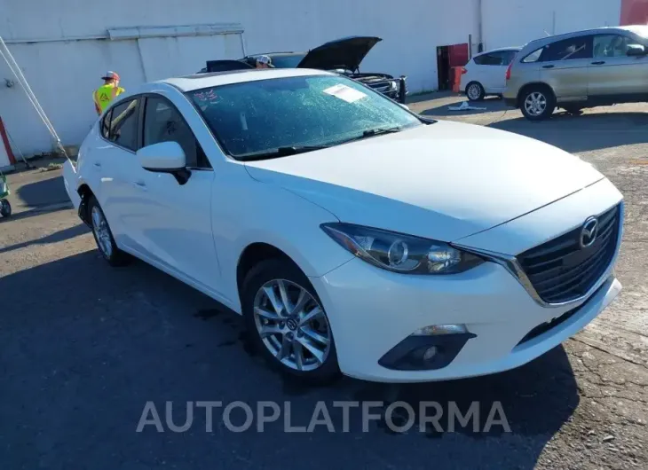 MAZDA MAZDA3 2016 vin JM1BM1V70G1320108 from auto auction Iaai