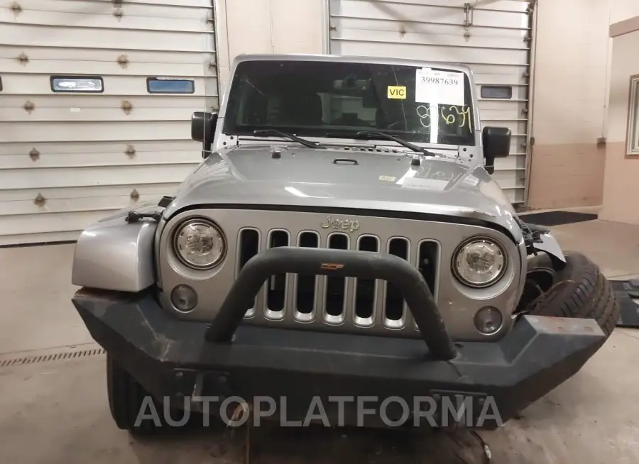 JEEP WRANGLER JK UNLIMITED 2018 vin 1C4BJWEG9JL851180 from auto auction Iaai