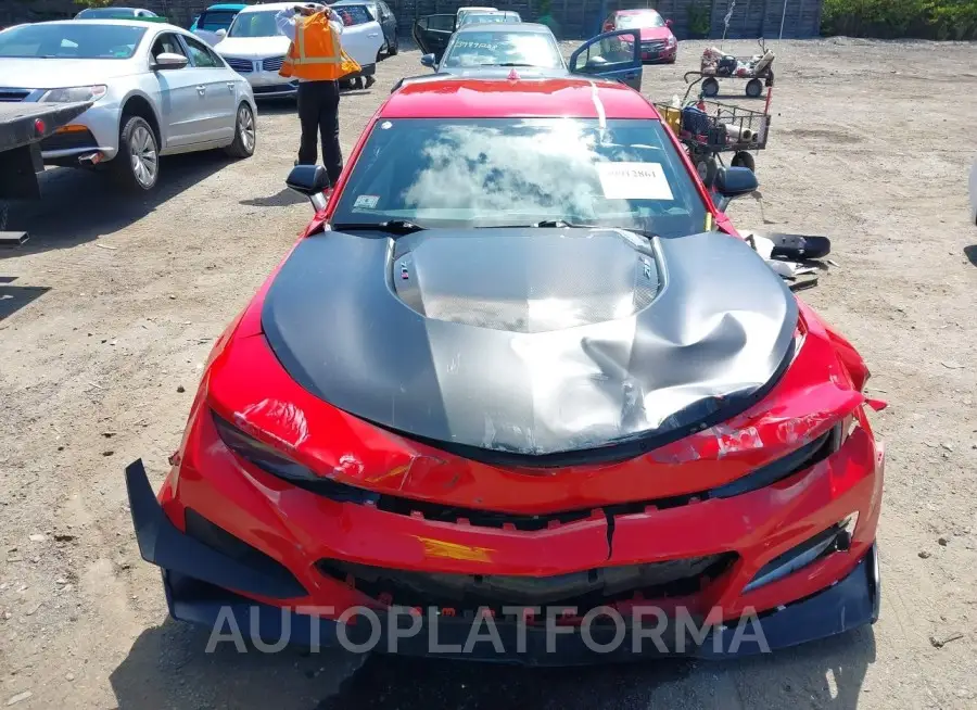 CHEVROLET CAMARO 2019 vin 1G1FJ1R64K0137605 from auto auction Iaai