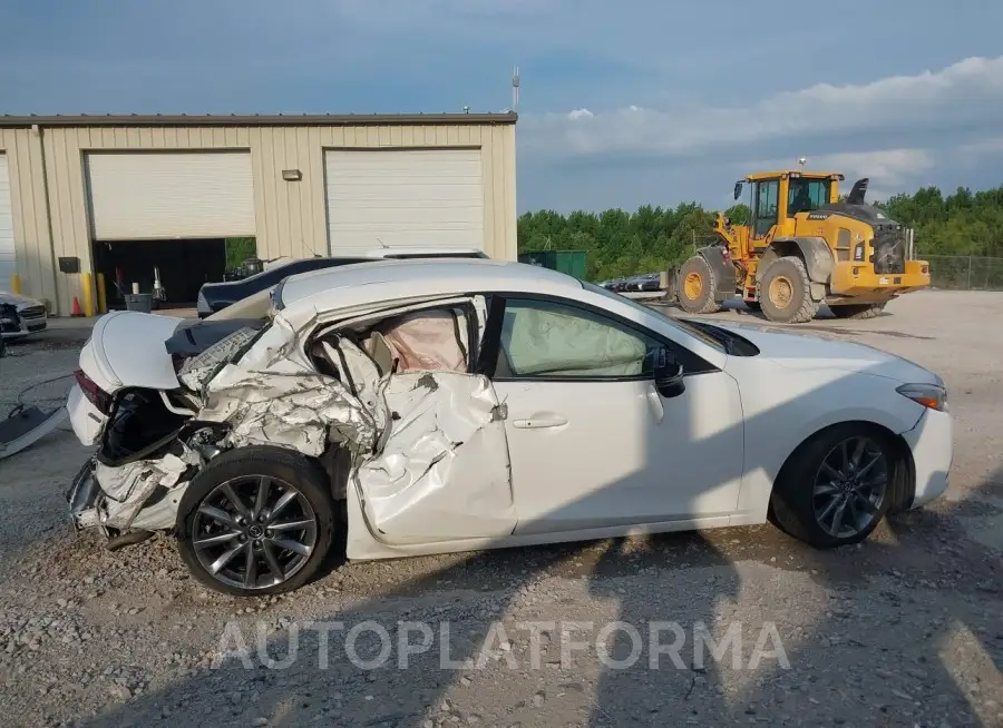 MAZDA MAZDA3 2018 vin 3MZBN1V32JM171430 from auto auction Iaai