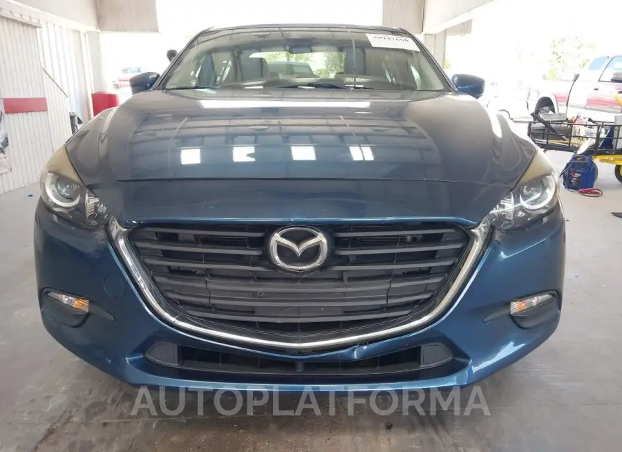 MAZDA MAZDA3 2018 vin 3MZBN1V32JM262133 from auto auction Iaai