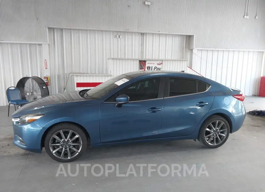 MAZDA MAZDA3 2018 vin 3MZBN1V32JM262133 from auto auction Iaai