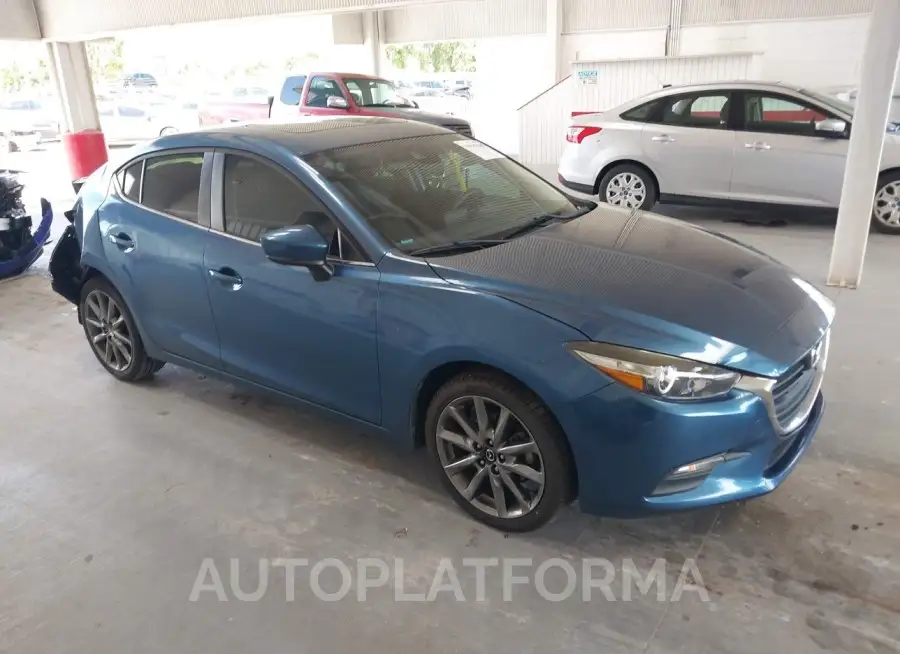 MAZDA MAZDA3 2018 vin 3MZBN1V32JM262133 from auto auction Iaai