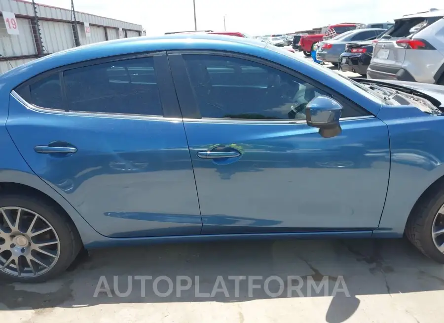 MAZDA MAZDA3 2018 vin 3MZBN1V33JM231537 from auto auction Iaai