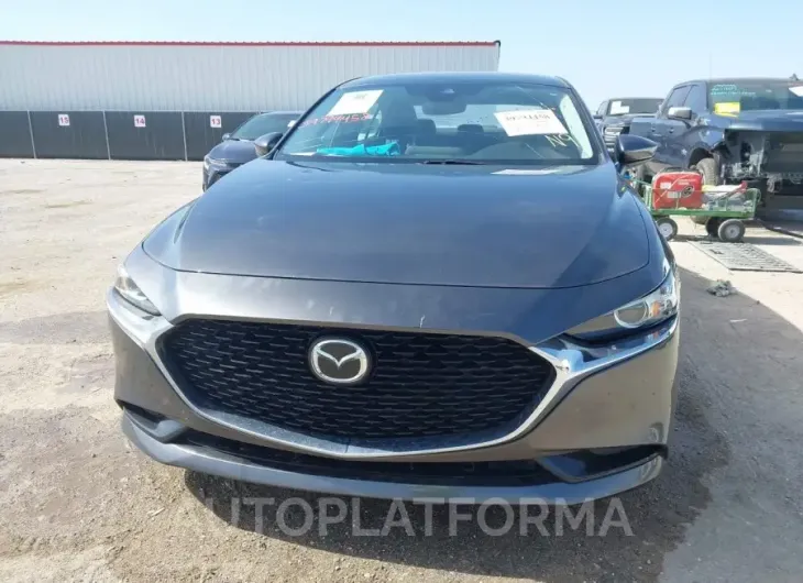 MAZDA MAZDA3 2019 vin JM1BPBAM4K1115425 from auto auction Iaai