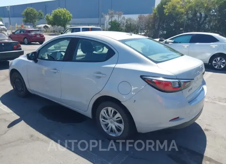 TOYOTA YARIS 2019 vin 3MYDLBYV5KY512562 from auto auction Iaai