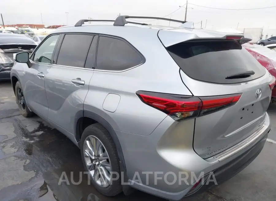 TOYOTA HIGHLANDER 2020 vin 5TDDZRBHXLS006064 from auto auction Iaai