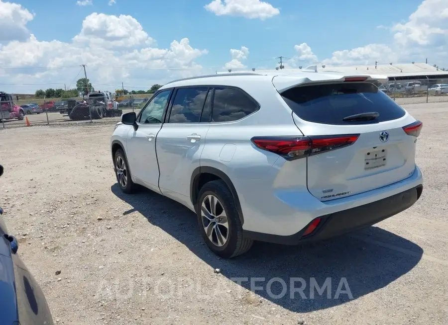 TOYOTA HIGHLANDER 2022 vin 5TDGARAH9NS513384 from auto auction Iaai