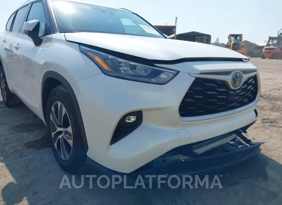 TOYOTA HIGHLANDER 2020 vin 5TDGZRAH0LS513151 from auto auction Iaai