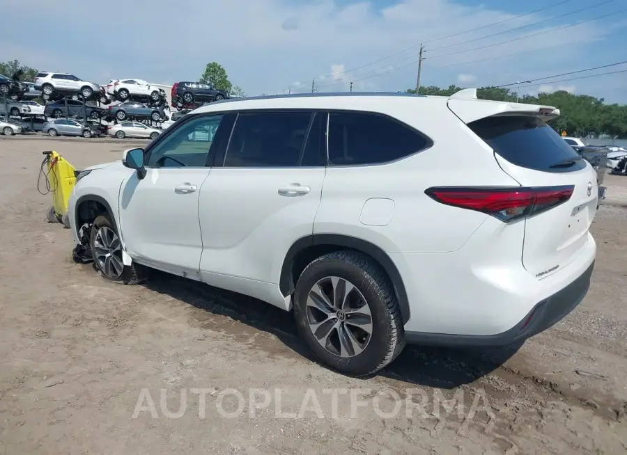 TOYOTA HIGHLANDER 2020 vin 5TDGZRAH0LS513151 from auto auction Iaai