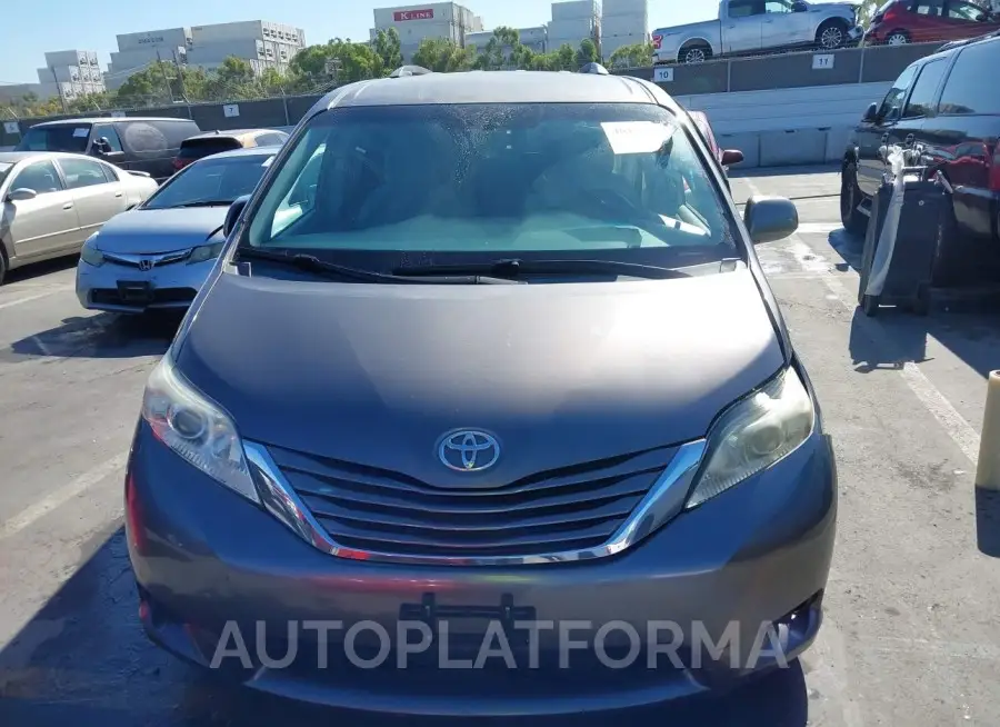 TOYOTA SIENNA 2015 vin 5TDKK3DC7FS529282 from auto auction Iaai