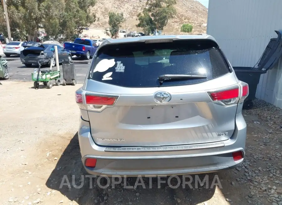 TOYOTA HIGHLANDER 2016 vin 5TDKKRFH4GS122808 from auto auction Iaai