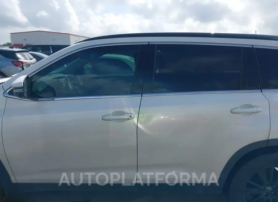 TOYOTA HIGHLANDER 2019 vin 5TDKZRFH4KS574066 from auto auction Iaai