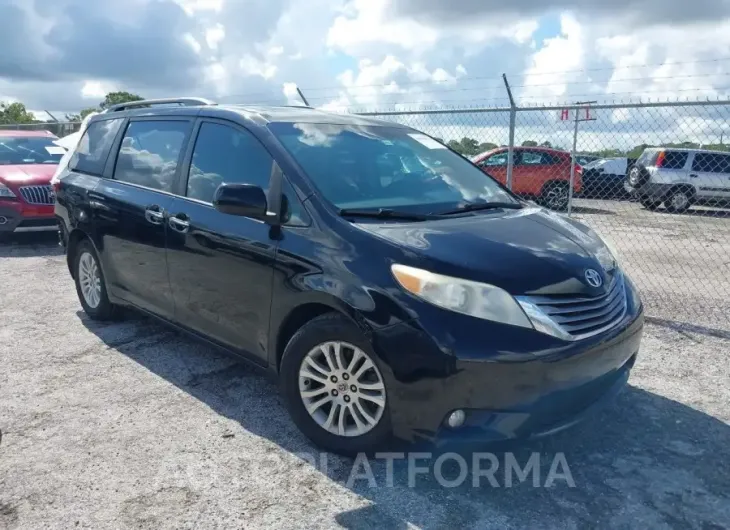 TOYOTA SIENNA 2017 vin 5TDYZ3DC4HS807211 from auto auction Iaai