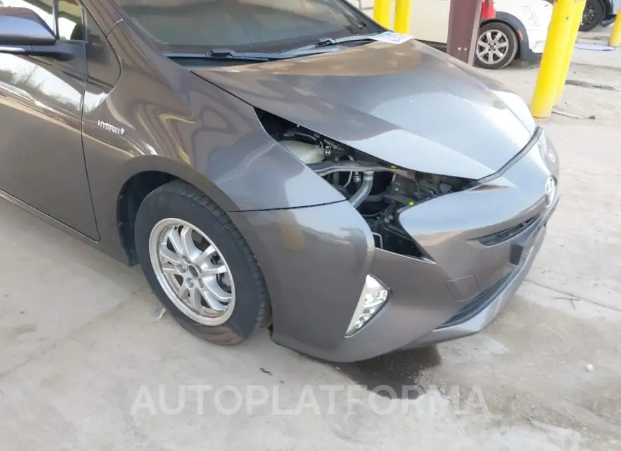 TOYOTA PRIUS 2018 vin JTDKBRFU4J3590124 from auto auction Iaai