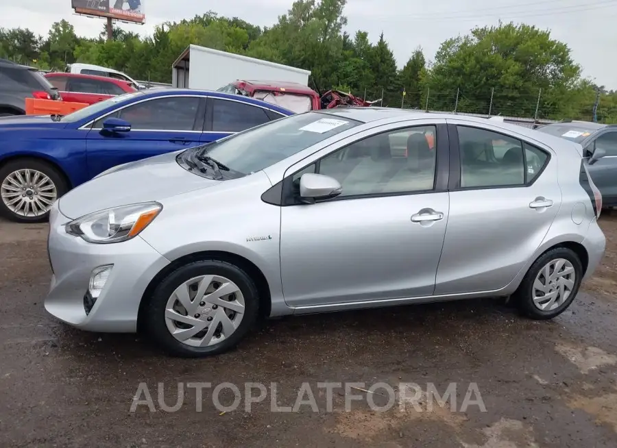 TOYOTA Prius c 2015 vin JTDKDTB32F1582272 from auto auction Iaai