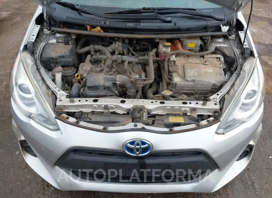 TOYOTA Prius c 2015 vin JTDKDTB32F1582272 from auto auction Iaai