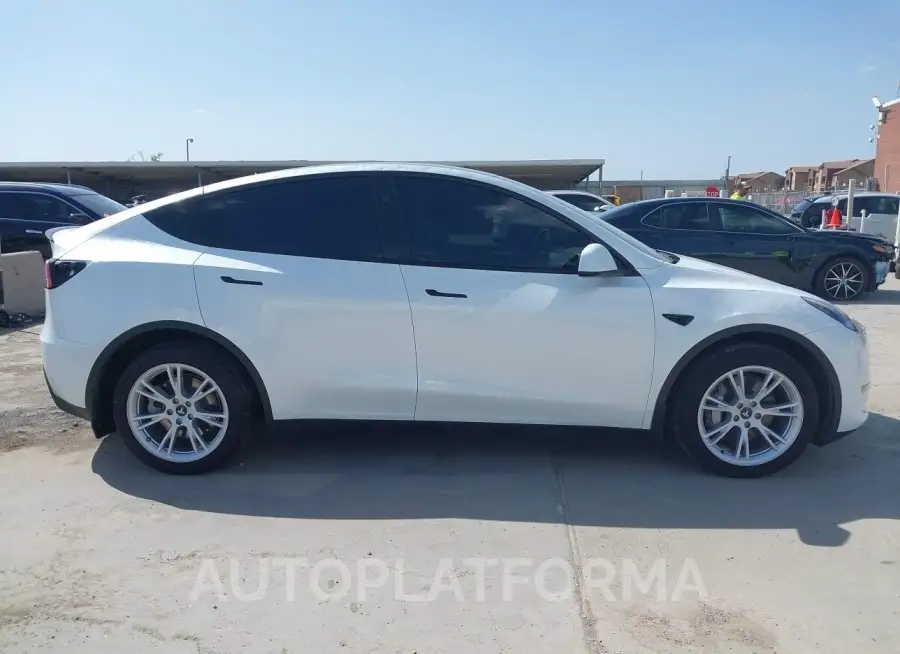 TESLA MODEL Y 2023 vin 7SAYGDEE5PA147002 from auto auction Iaai