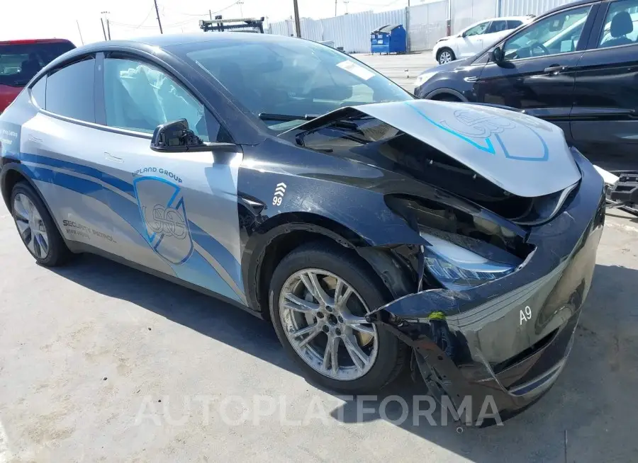 TESLA MODEL Y 2022 vin 7SAYGDEEXNF380499 from auto auction Iaai