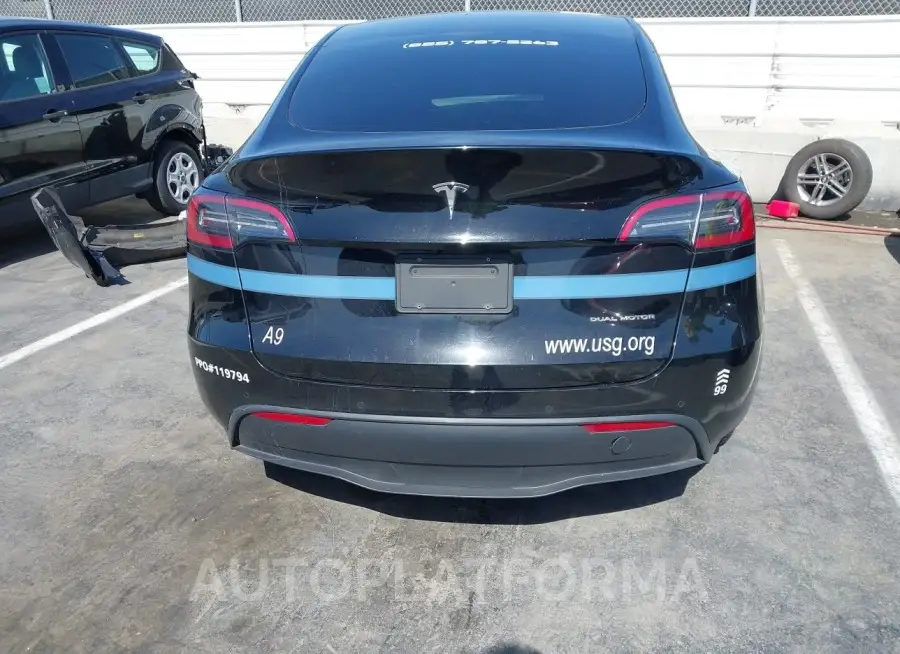 TESLA MODEL Y 2022 vin 7SAYGDEEXNF380499 from auto auction Iaai