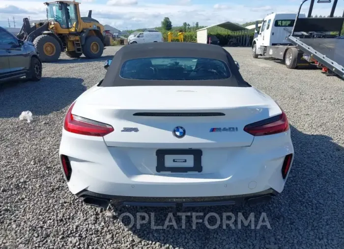 BMW Z4 2023 vin WBAHF9C02PWY14740 from auto auction Iaai