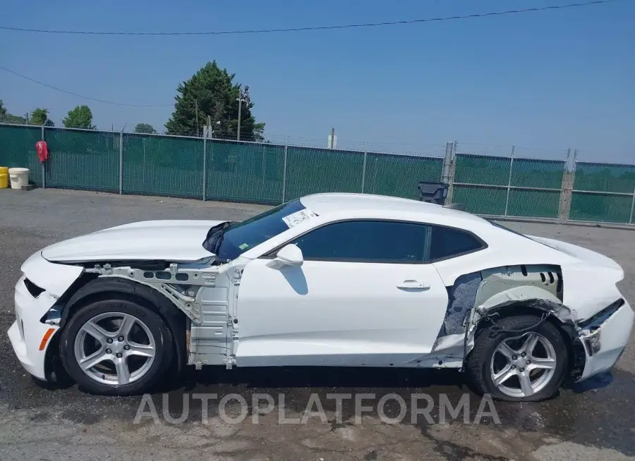 CHEVROLET CAMARO 2017 vin 1G1FA1RX5H0184319 from auto auction Iaai