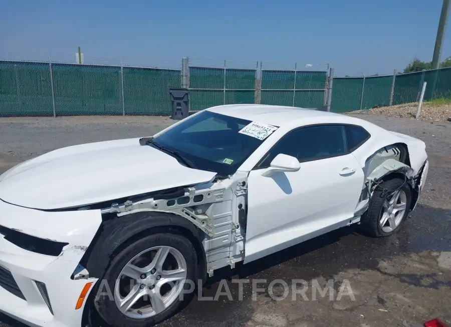 CHEVROLET CAMARO 2017 vin 1G1FA1RX5H0184319 from auto auction Iaai