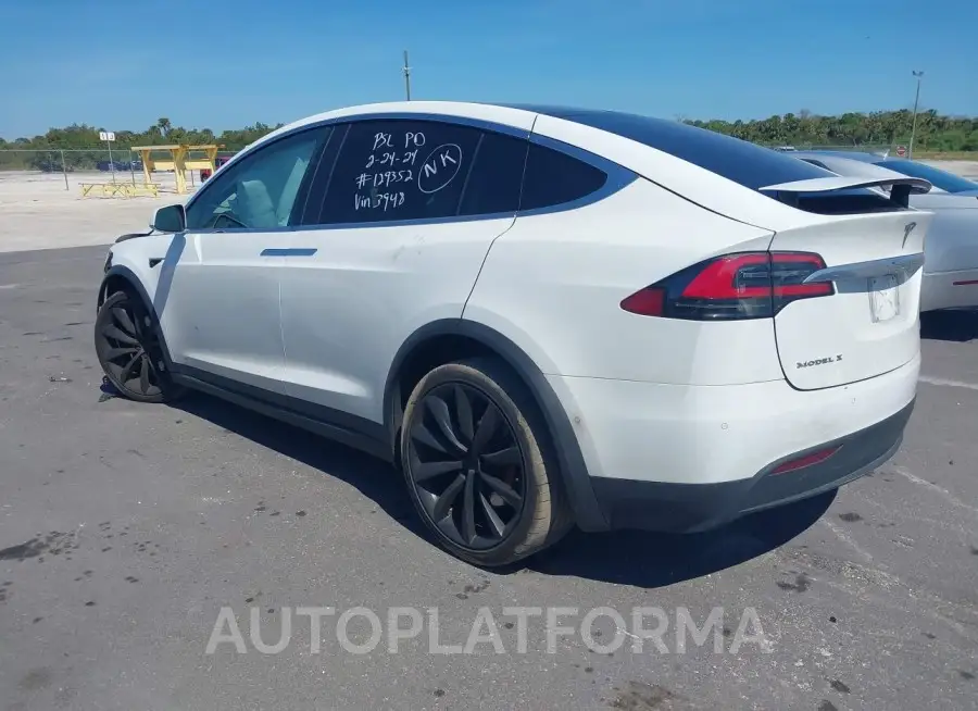 TESLA MODEL X 2018 vin 5YJXCDE42JF103948 from auto auction Iaai