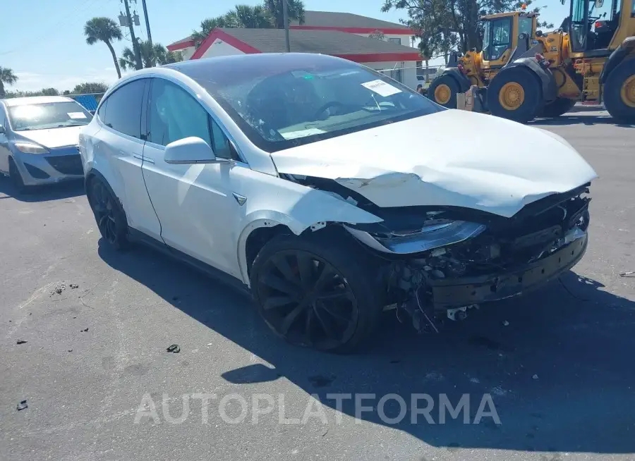 TESLA MODEL X 2018 vin 5YJXCDE42JF103948 from auto auction Iaai