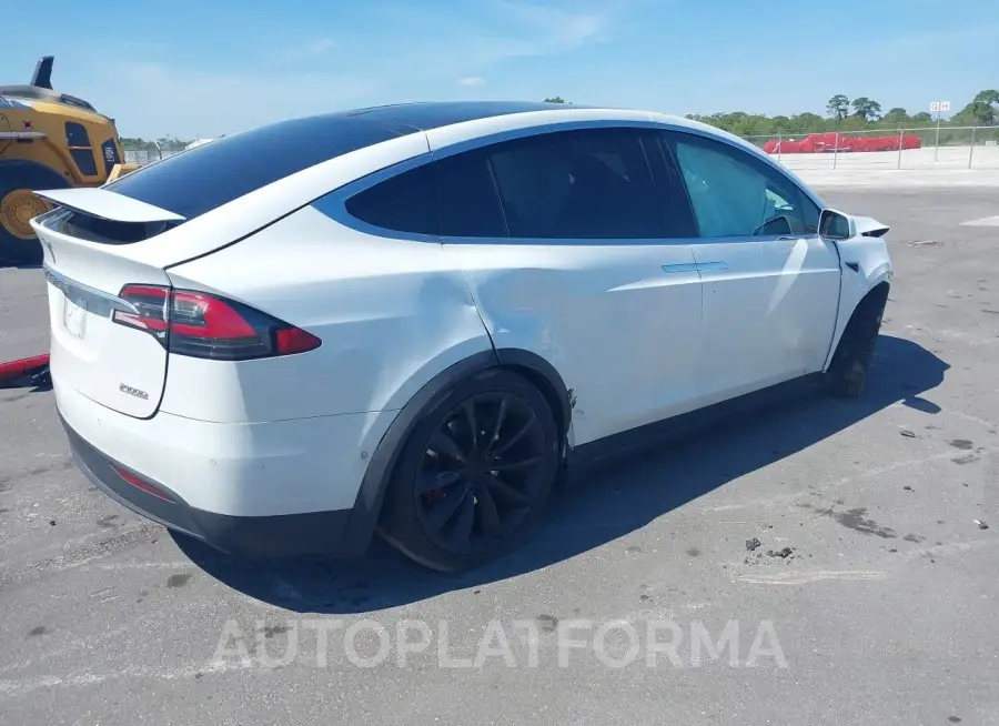 TESLA MODEL X 2018 vin 5YJXCDE42JF103948 from auto auction Iaai