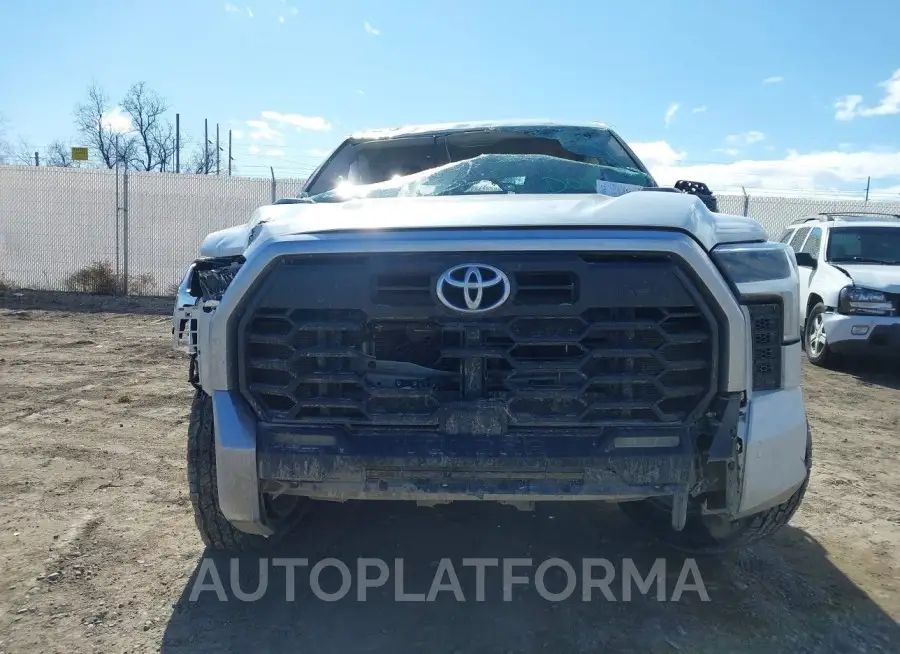 TOYOTA TUNDRA HYBRID 2023 vin 5TFJC5DB0PX033280 from auto auction Iaai