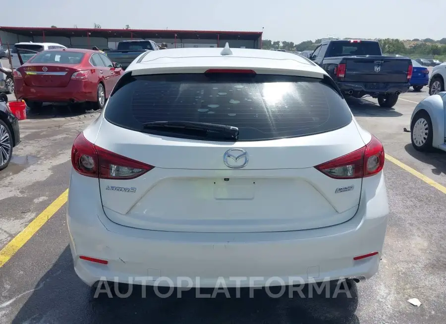 MAZDA MAZDA3 2018 vin 3MZBN1M38JM225105 from auto auction Iaai